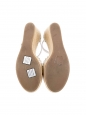Sandales compensées HARP en cuir fleuri blanc Prix boutique $545 Taille 38,5