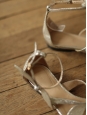 Sandales plates MIKE en cuir métallisé doré argent et petit noeud Prix boutique 540€ Taille 37