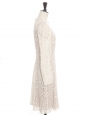 Robe manches longues cintrée et évasée en dentelle blanc écru Prix boutique 1100€ Taille 34