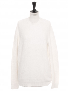Super soft white knit round neck sweater Retail price €190 Size 40
