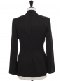 Veste blazer cintrée en crêpe noir à élégants boutons gravés Prix boutique 1100€ Taille 38