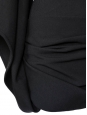 Robe de cocktail en jersey stretch noir drapé à l'épaule Px boutique 1600€ Taille XS