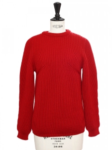 Pull col rond en grosse maille de laine rouge carmin Prix boutique 900€ Taille XS