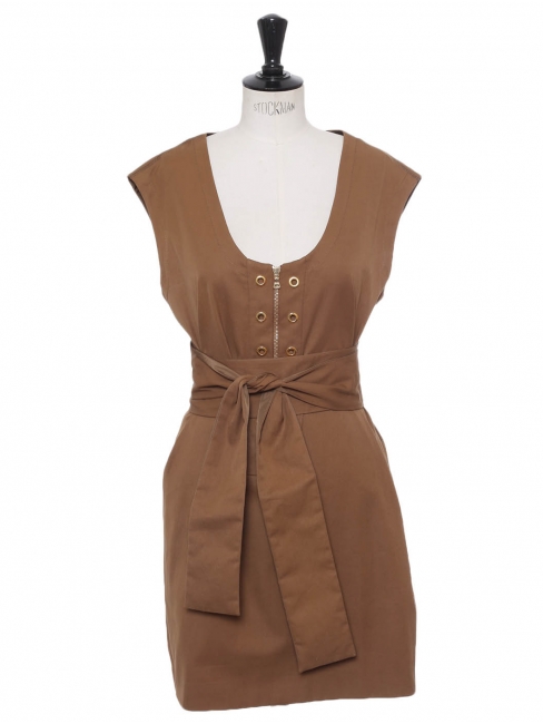 Brown cotton sleeveless belted dress with gold eyelets Retail price €1200 Size 40/42