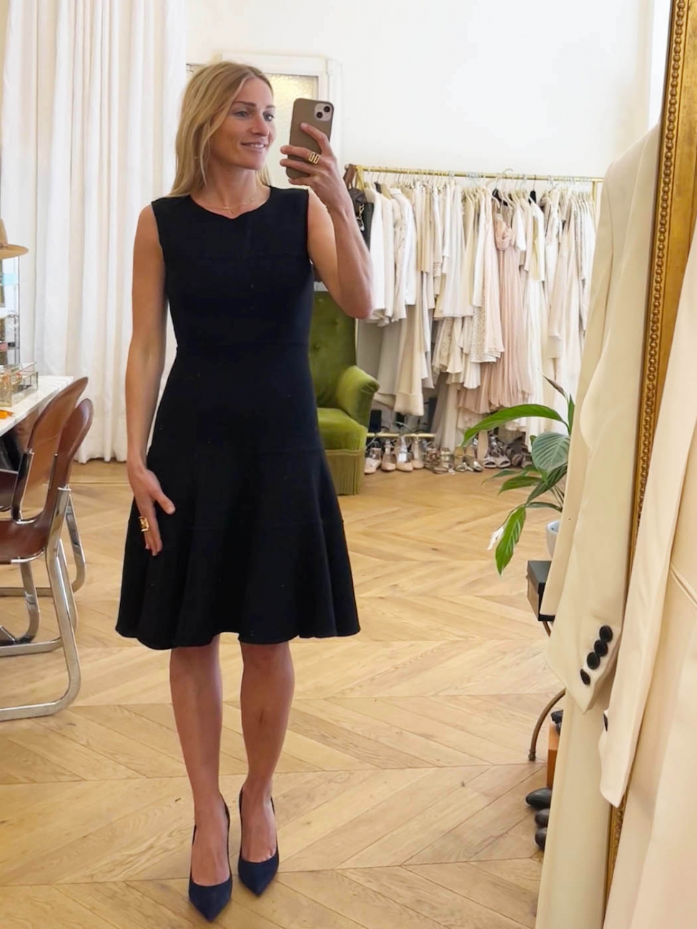 ワンピース PRADA Midi Length Black Wool Dress IT38 prada-midi-length-fit-and-