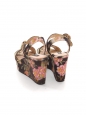 Sandales compensées et plateforme fleuri noir, rose et vert Prix boutique 575€ Taille 36
