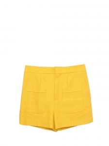 Bright yellow tweed pleated shorts with pockets Retail price €590 Size 38