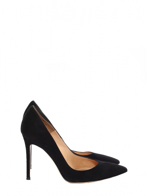105 Black suede high heel pointy toe pumps Retail price €590 Size 40